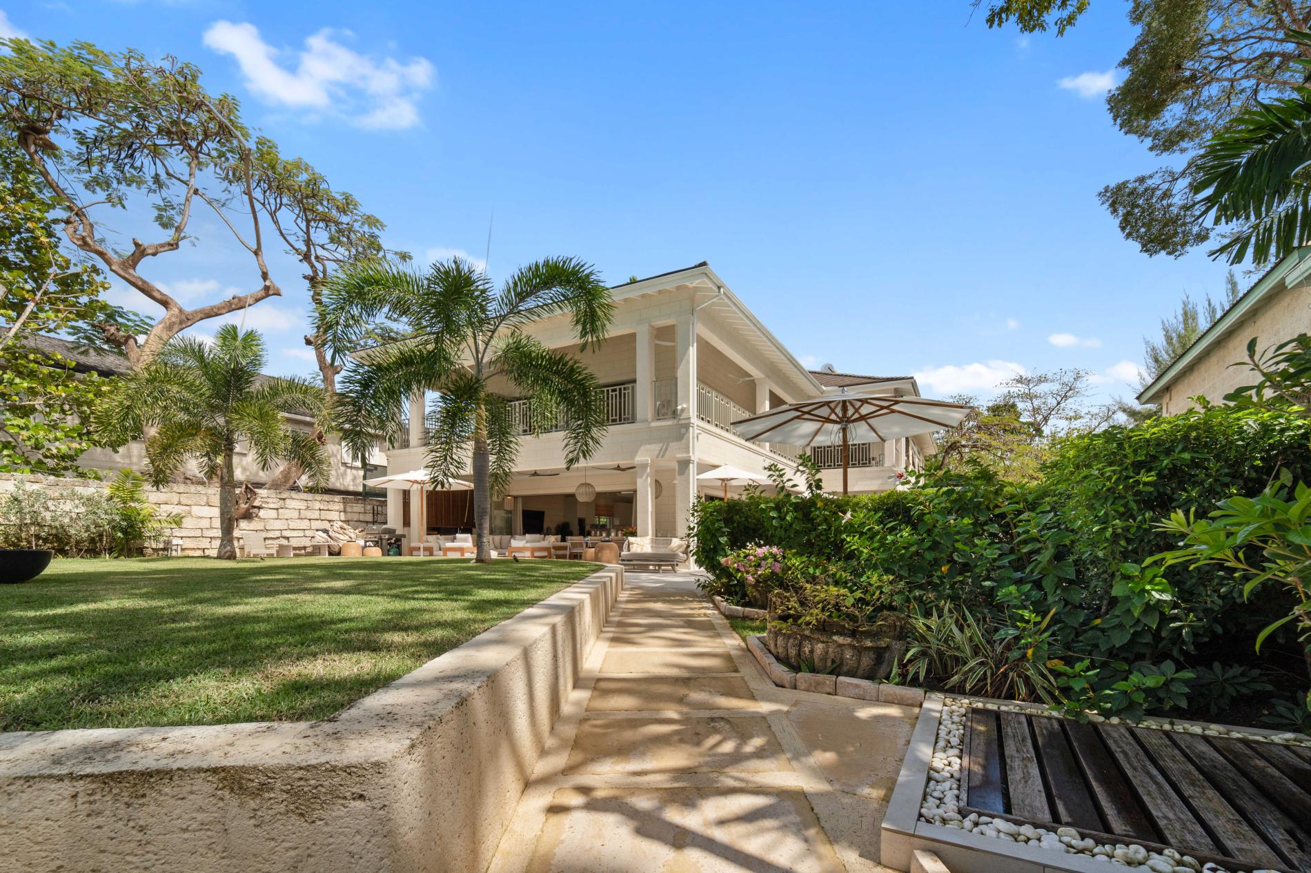 Calabash Villa property photo 2