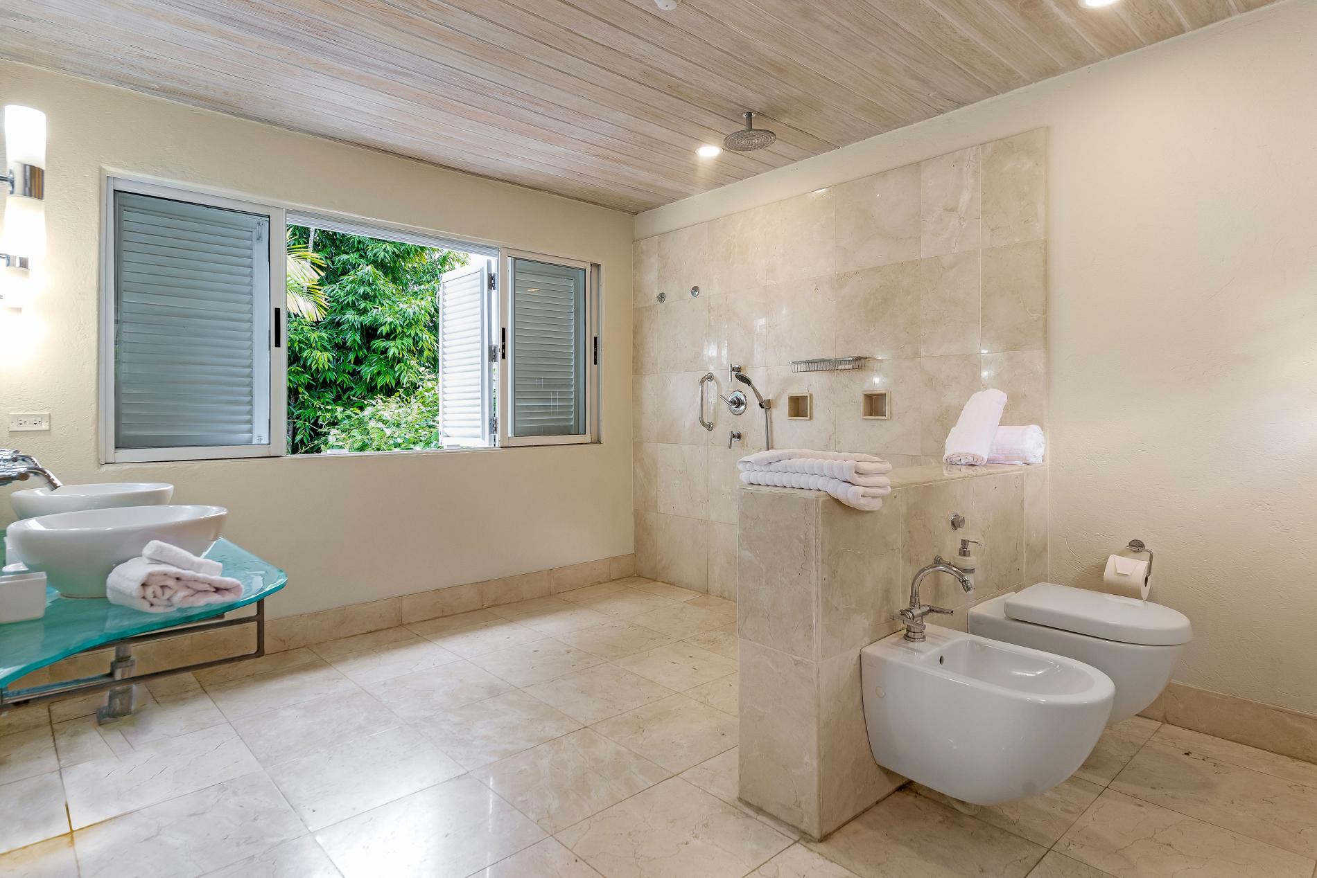 Landmark House and Cottages property photo 10