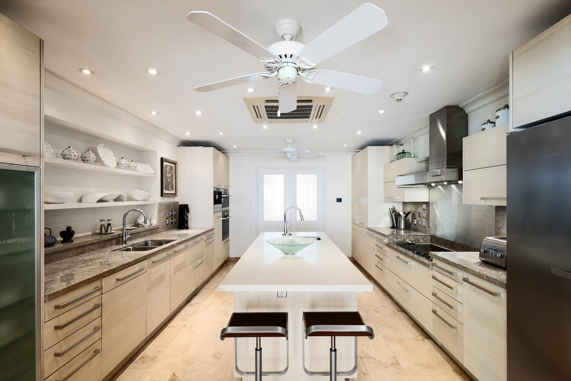 Sandy Cove Penthouse 501 property photo 11